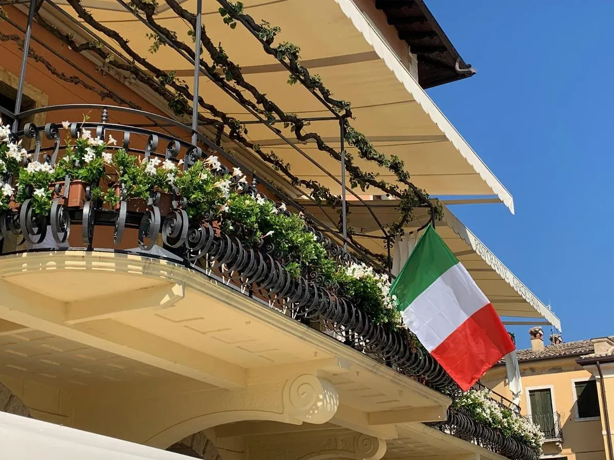 Hotel Albergo Gardesana