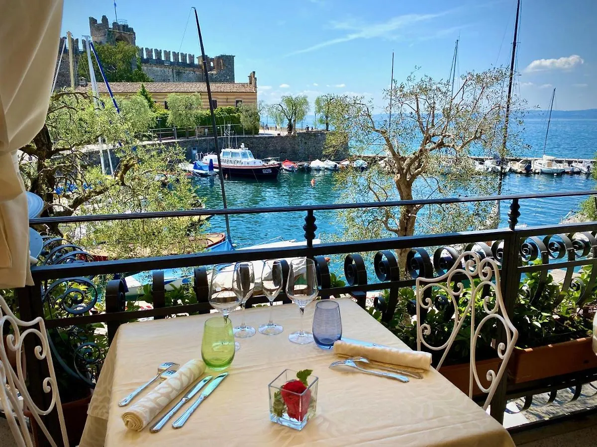 Hotel Albergo Gardesana