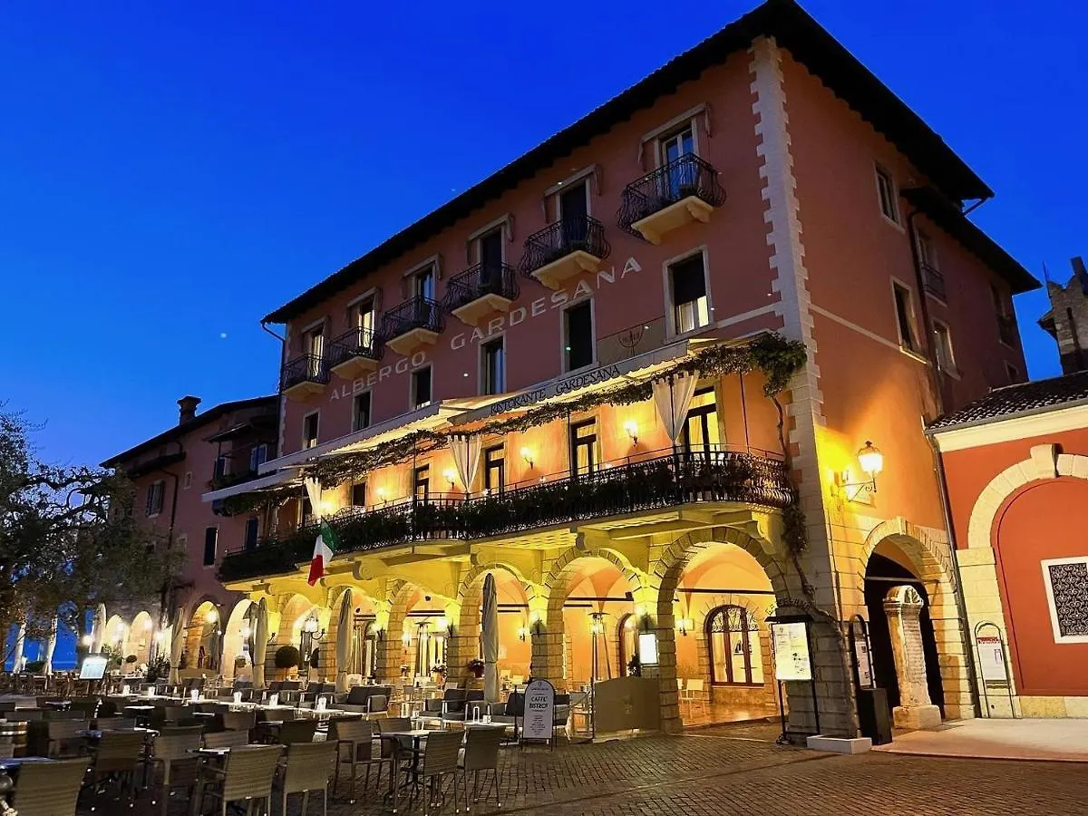 Albergo Gardesana Hotel