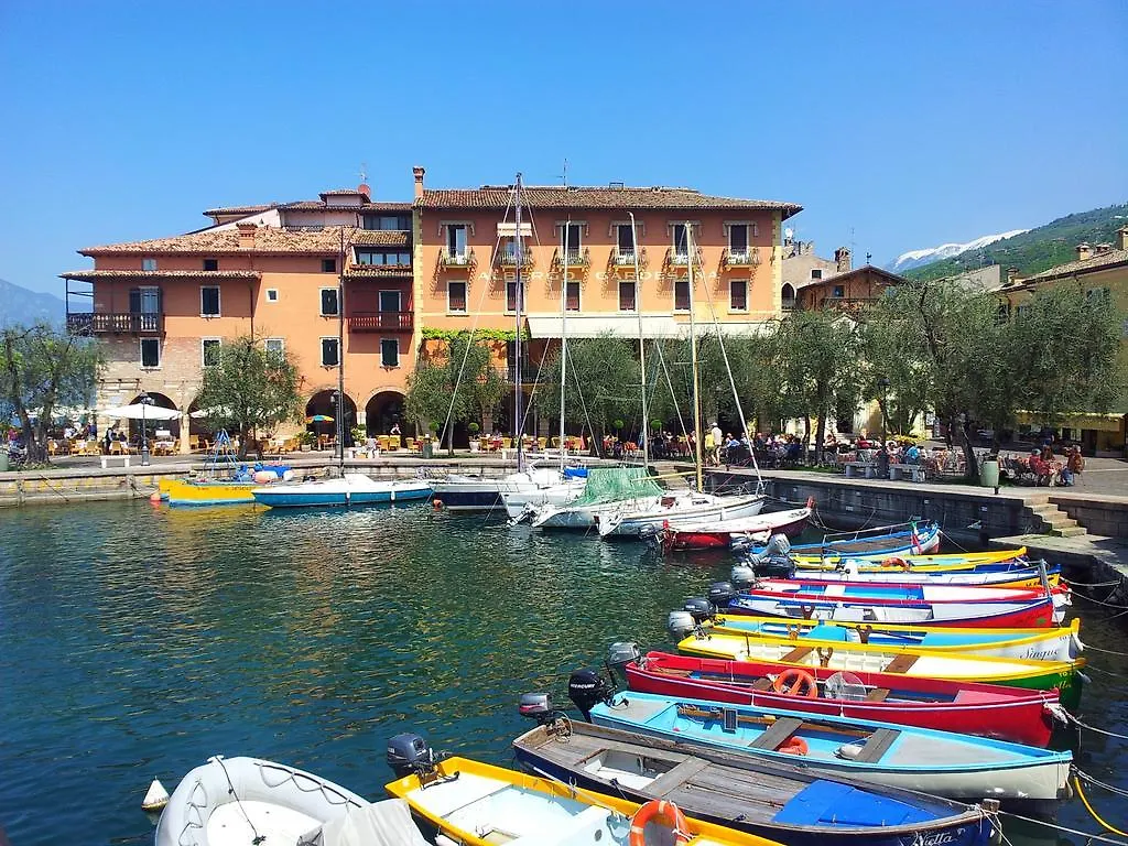 *** Hotel Albergo Gardesana Italy