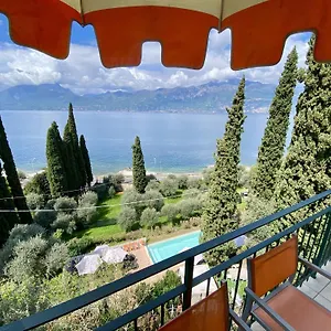 Wonderful View With Pool With Breakfast Gardasee Torri Del Benaco