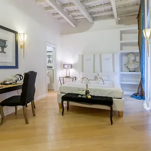 Starhome Pantheon Roma