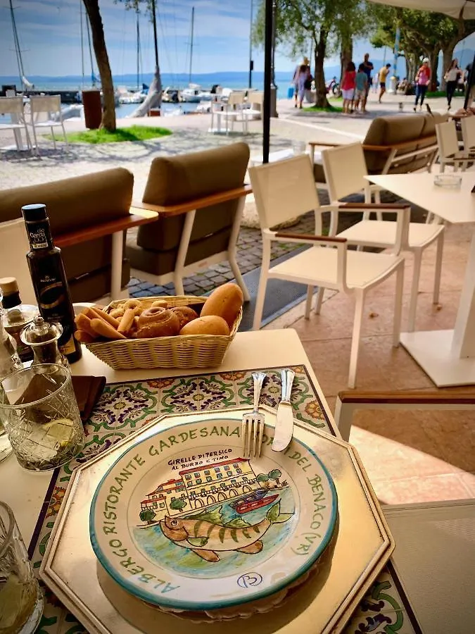 Albergo Gardesana Torri Del Benaco