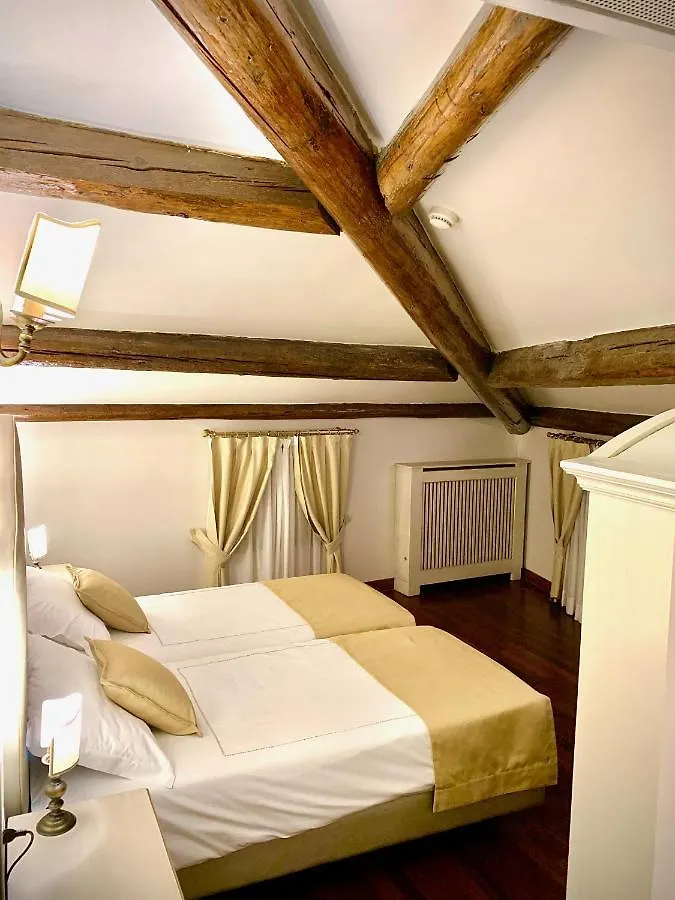 Albergo Gardesana Torri Del Benaco Hotel